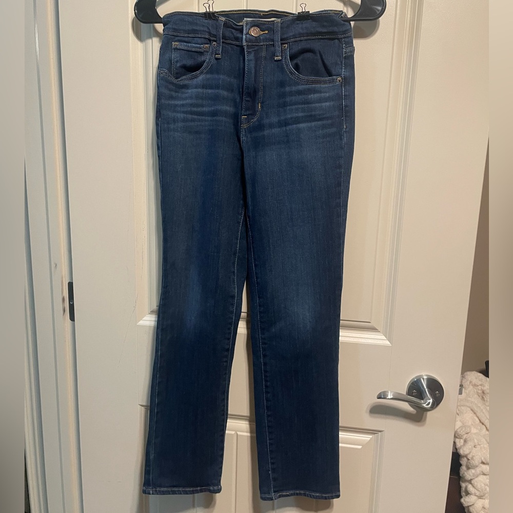 High Rise Straight Crop - Picture 2 of 4